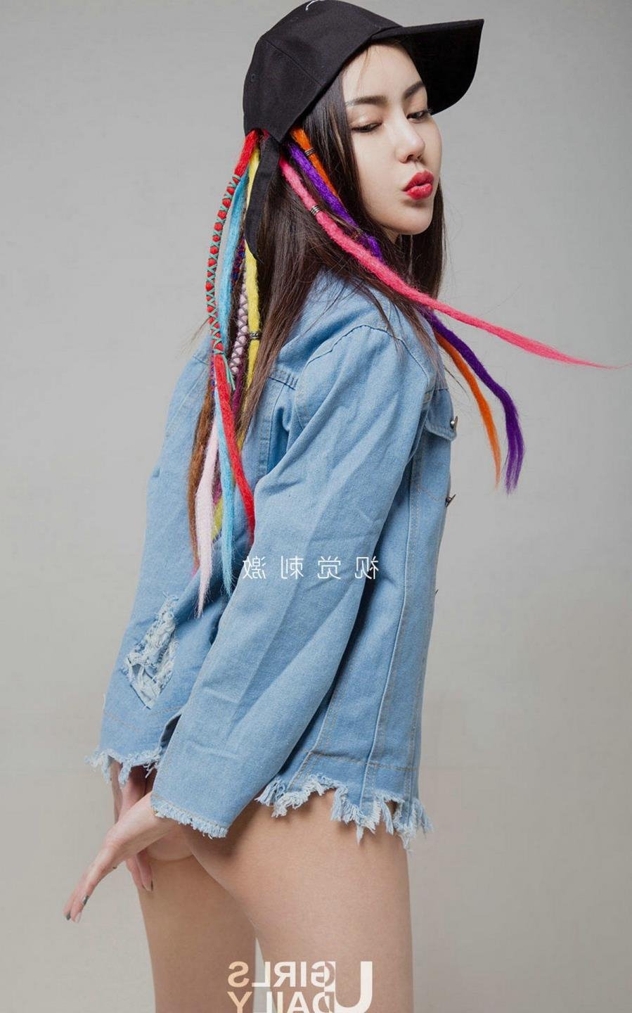 Ů�˰����˴��￴͸�����������