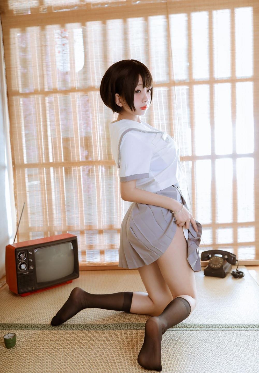 ���ű��߱�ײˮ����һ�ص���Ƶ�������