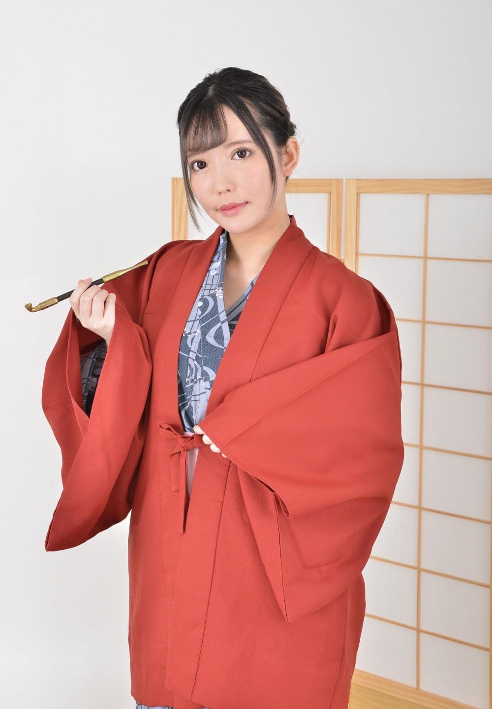 �����±�һ����Ա��ȷ��BD�����