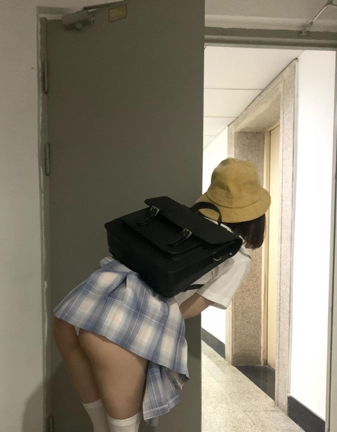 LOUISA KHOVANSKI����ȫ������